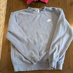 Nike Woman’s Sweatshirt Small